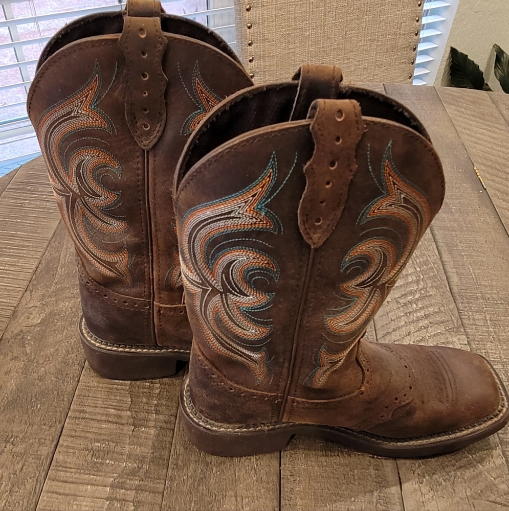 Womens Justin Boots | Gypsy Western Round Toe Boots in Dark Brown L9903 Size 7